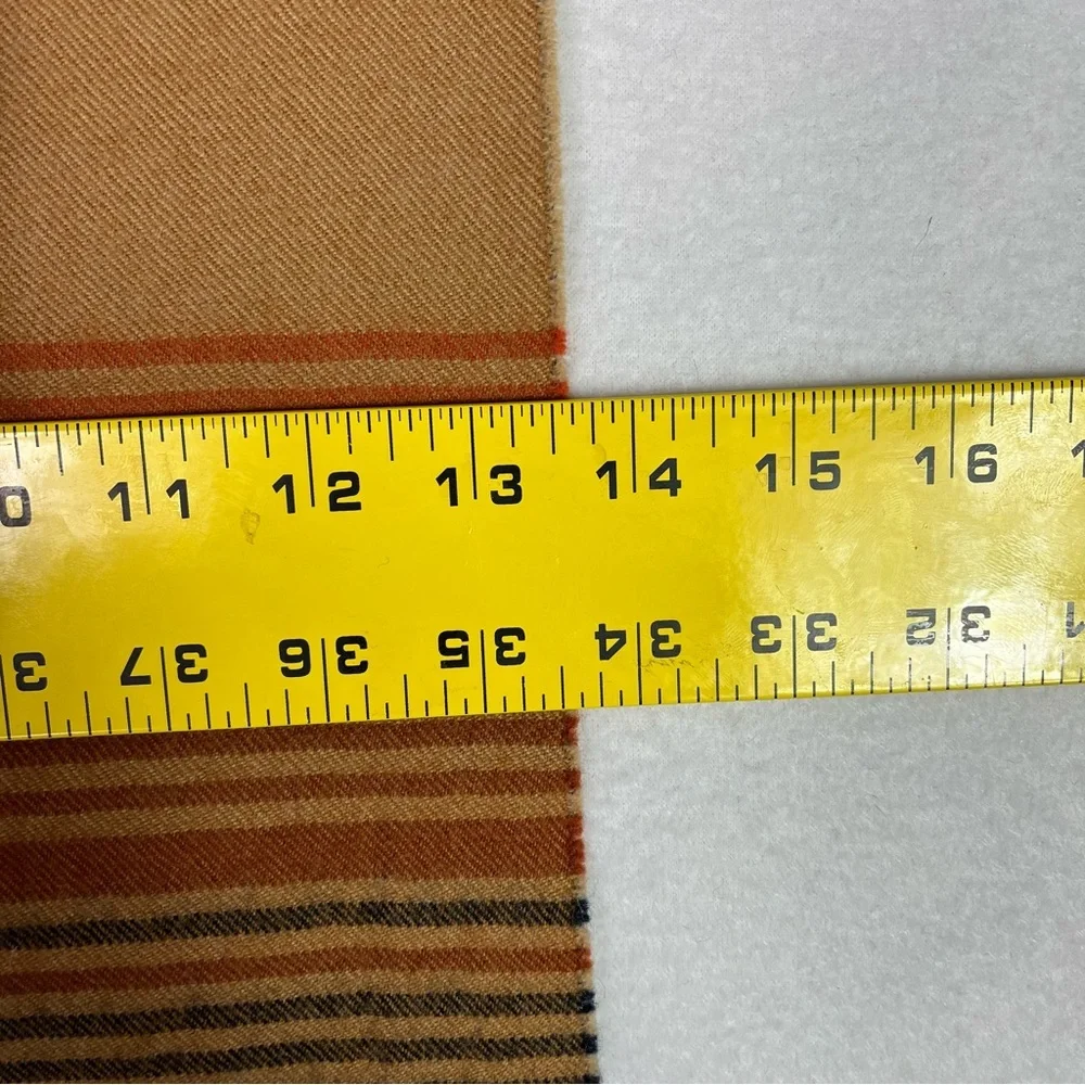 Vintage 100% wool strip scraf